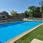 Zecamping 3 Etoiles Piscine Chauffee Dog Friendly Locatif Bbq Clim Camping *