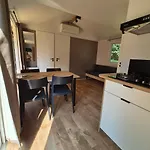 Camping Zecamping 3 Etoiles Piscine Chauffee Dog Friendly Locatif Bbq Clim Le Change