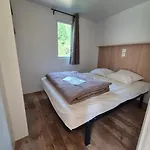 Camping Zecamping 3 Etoiles Piscine Chauffee Dog Friendly Locatif Bbq Clim