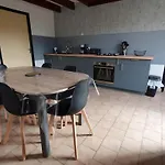 Camping Zecamping 3 Etoiles Piscine Chauffee Dog Friendly Locatif Bbq Clim *