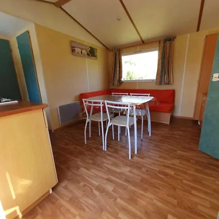 Camping 3 Etoiles - Piscine - Eeicbi Campsite Le Change