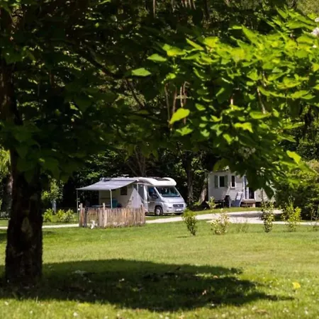Campsite Camping 3 Etoiles - Piscine - Eeicbi *