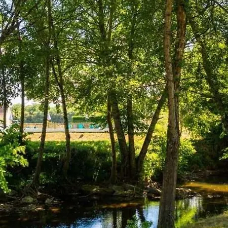 Campsite Camping 3 Etoiles - Piscine - Eeicbi Le Change