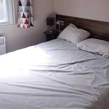 Campsite Camping 3 Etoiles - Piscine - Eeicbi Le Change