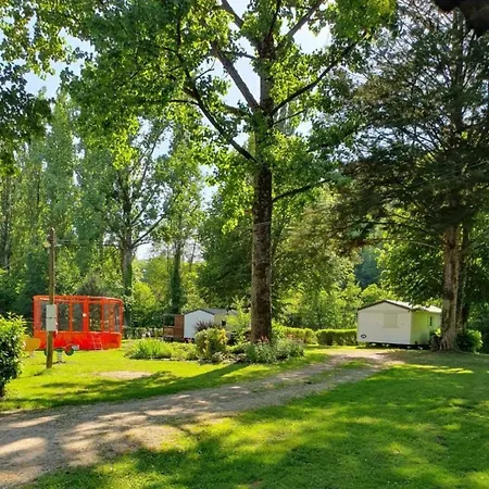 Camping 3 Etoiles - Piscine - Eeicbi Le Change