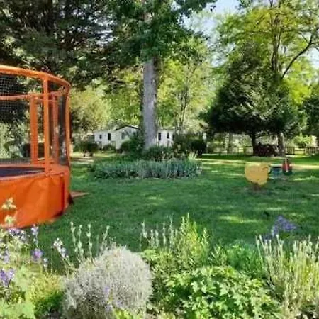 Campsite Camping 3 Etoiles - Piscine - Eeicbi *