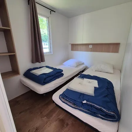 Campingplatz Zecamping 3 Etoiles Piscine Chauffee Dog Friendly Locatif Bbq Clim *