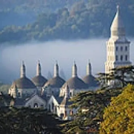 Camping 3 Etoiles - Piscine - Eeicbi *