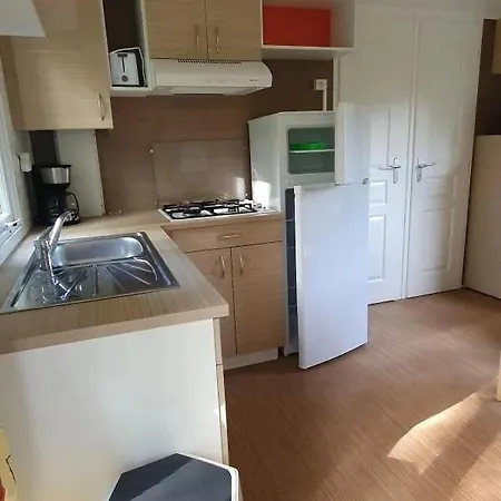 Camping 3 étoiles - Piscine - Eeicbi