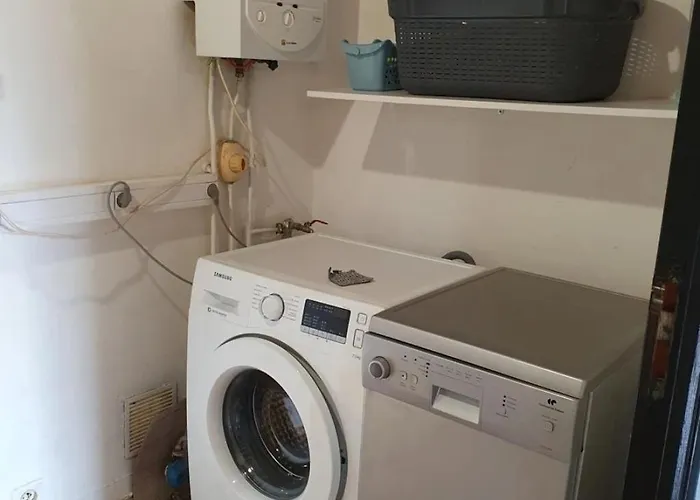 Camping 3 Etoiles - Piscine - Eeicbi אתר קמפינג