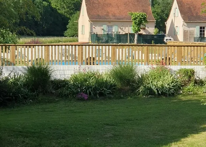 3 Etoiles - Piscine - Eeicbi Kamp alanı *