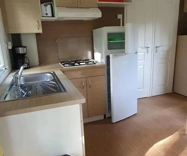 Kamp alanı 3 Etoiles - Piscine - Eeicbi