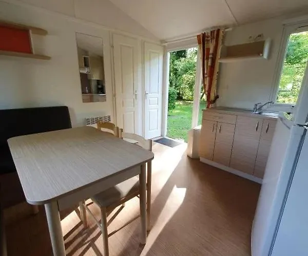 Kamp alanı 3 Etoiles - Piscine - Eeicbi *